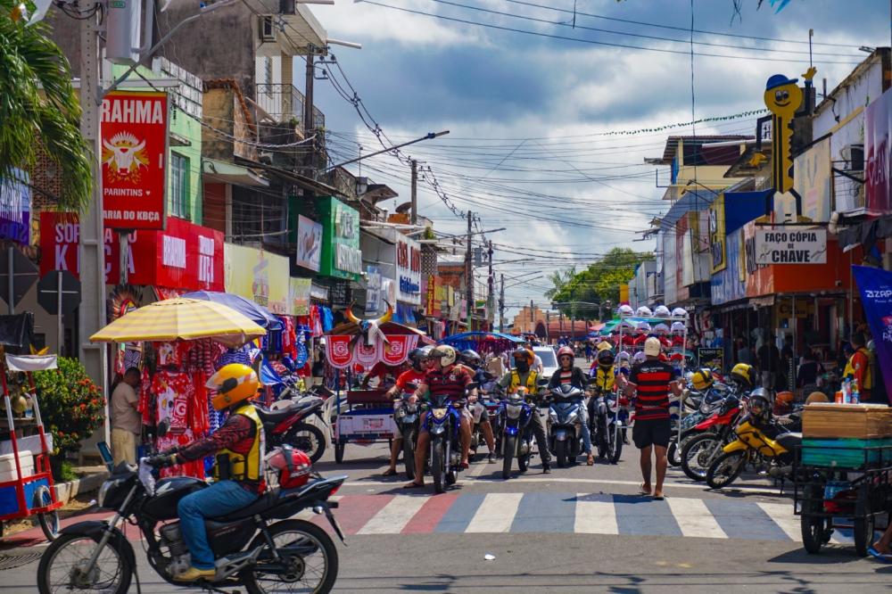 Prefeito Mateus Assayag anuncia pagamento antecipado dos servidores municipais