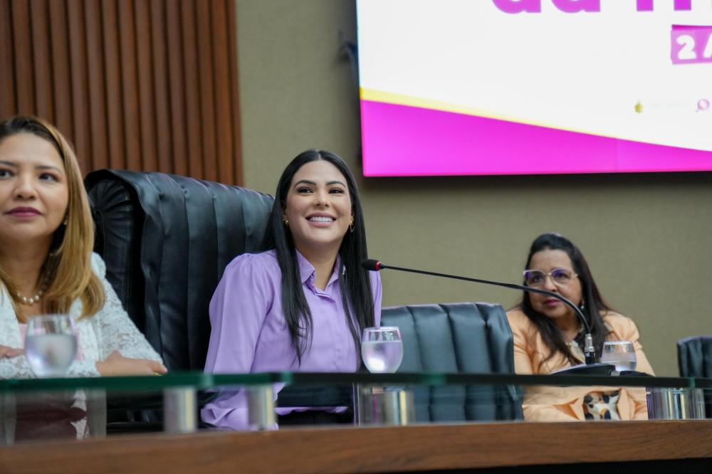 Lei ‘Colo para Mãe’ é sancionada no Amazonas