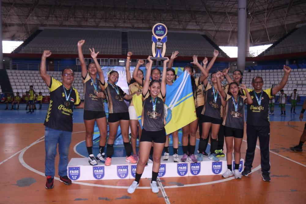 Handebol de Parintins conquista ouro inédito