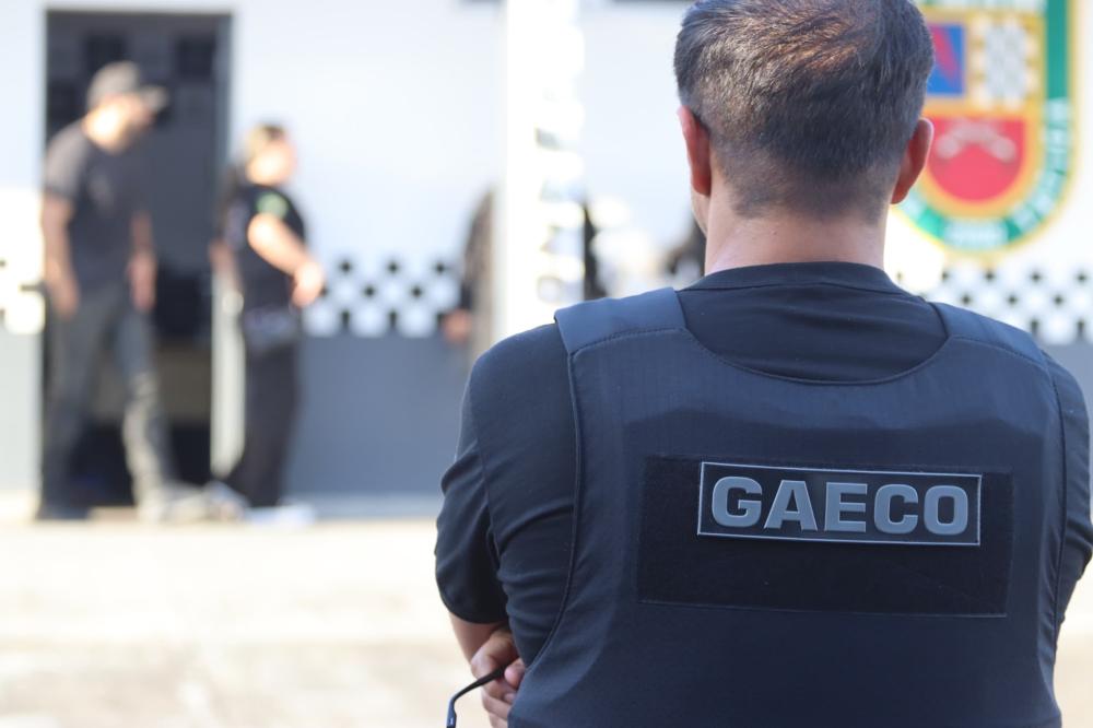 MPAM prende policiais por roubo, extorsão e sequestros em Manaus