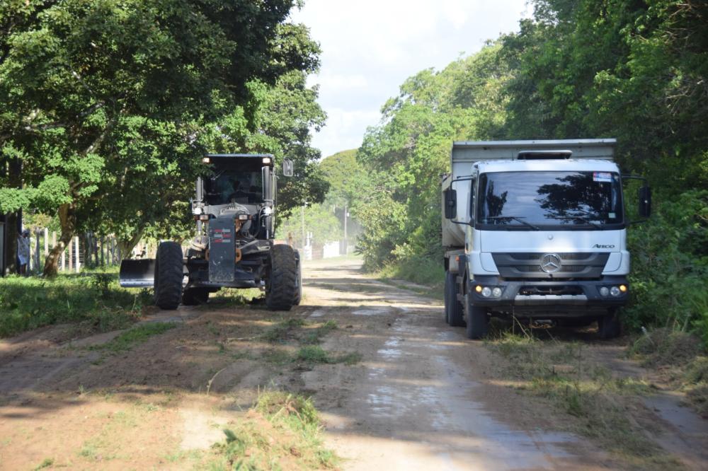 Obras de infraestrutura da Prefeitura de Parintins avançam na Comunidade do Macurany