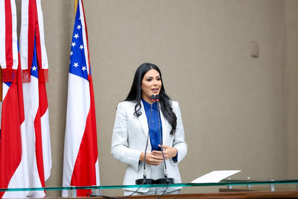 Deputada Mayra Dias reforça importância do aleitamento materno