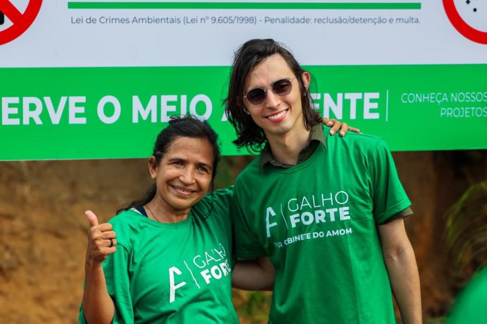 Amon Mandel participa de ação ambiental com Caprichoso e Garantido em Parintins