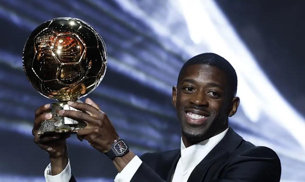 Atacante do PSG, Dembélé, conquista a Bola de Ouro