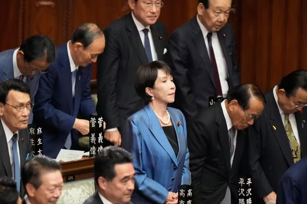 Sanae Takaichi se torna a primeira mulher a liderar o governo do Japão