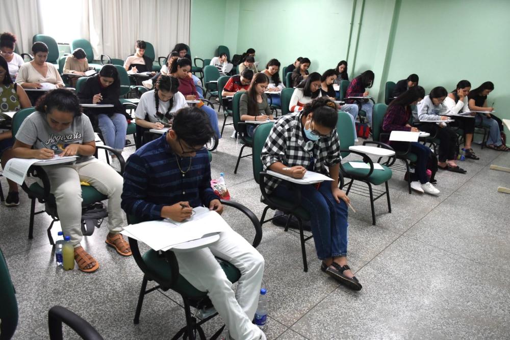 UEA aplica provas do SIS e Vestibular 2025 a partir deste domingo (26) em todo o Amazonas
