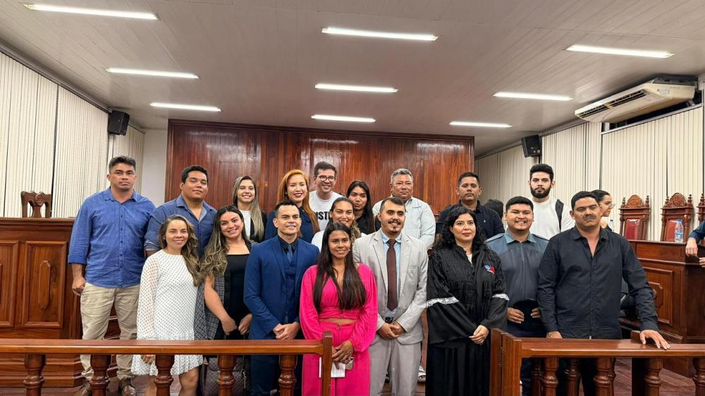 Curso de Direito da Fametro realiza júri simulado em Parintins