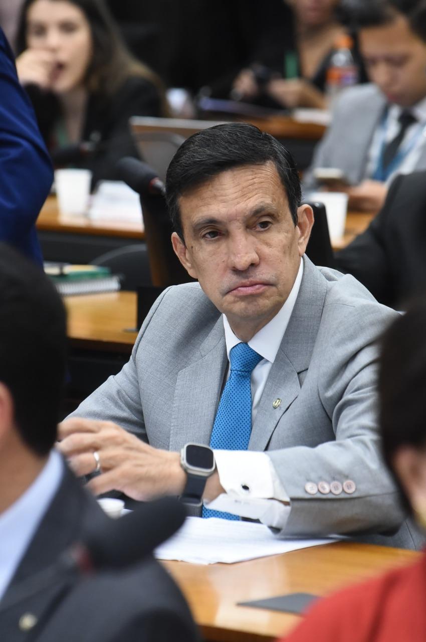Câmara vai convocar Fernando Haddad a explicar falta de projeto para regulamentar FPM, Fundeb e outros fundos na Reforma Tributária