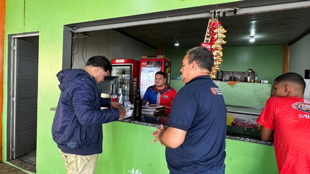 Prefeitura de Parintins realiza visita de orientação e vistoria preventiva para o Réveillon 2026