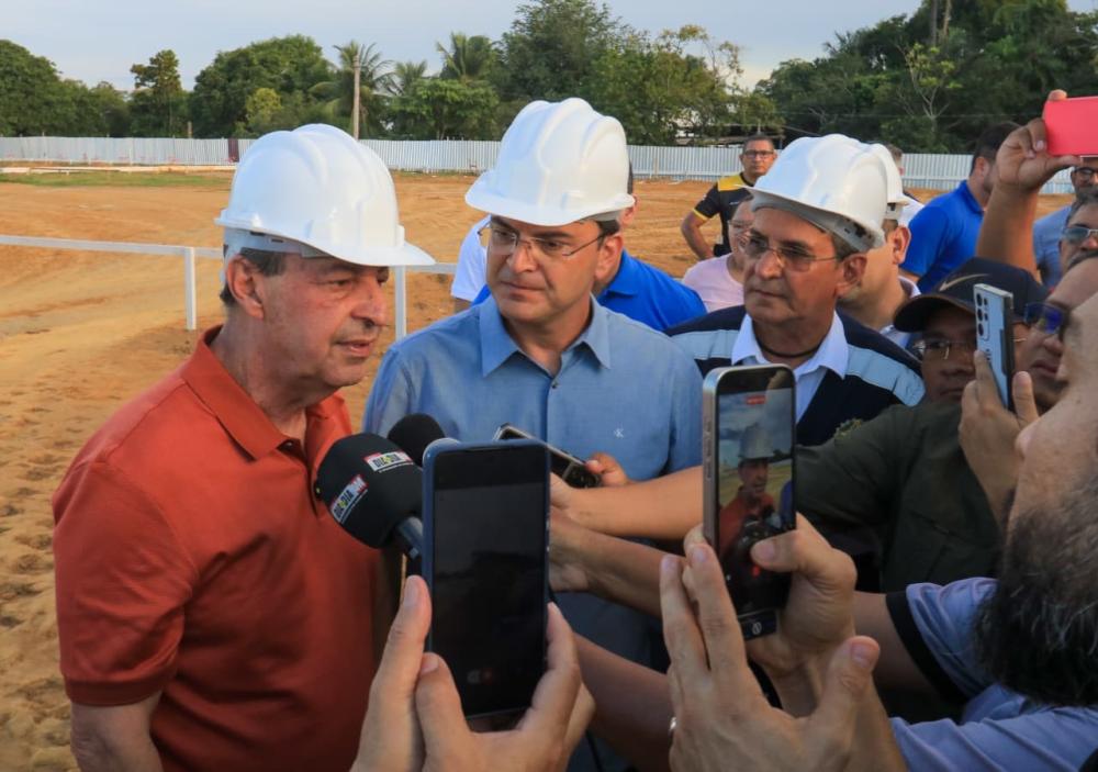 Com apoio de Lula, Parintins assina Ordem de Serviço da Maternidade do Baixo Amazonas