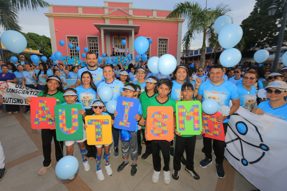 Durante Caminhada da Inclusão, Vanessa Gonçalves destaca a importância do mês de conscientização sobre o autismo