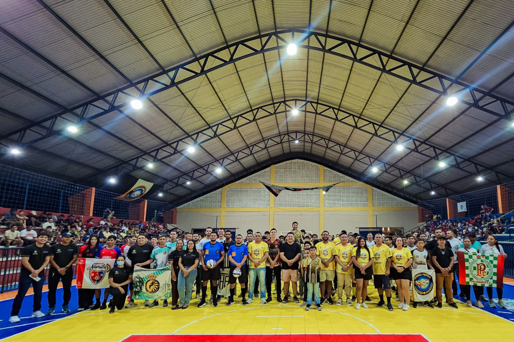 Com casa cheia, Prefeitura e Clube dos Oito iniciam disputa da 5ª Copa Seo Jovem de Futsal