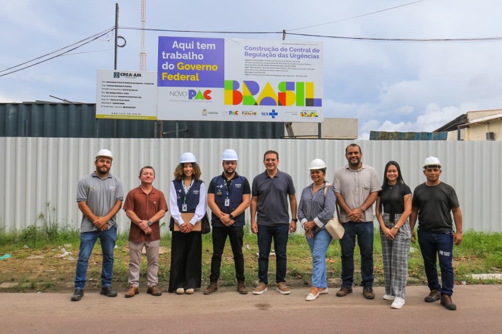 Equipe do Ministério da Saúde realiza visita na obra do Samu Parintins