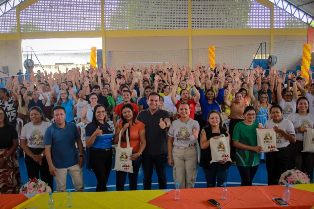 Vanessa Gonçalves participa do lançamento do ProLEEI, programa que incentiva a leitura e escrita na educação infantil