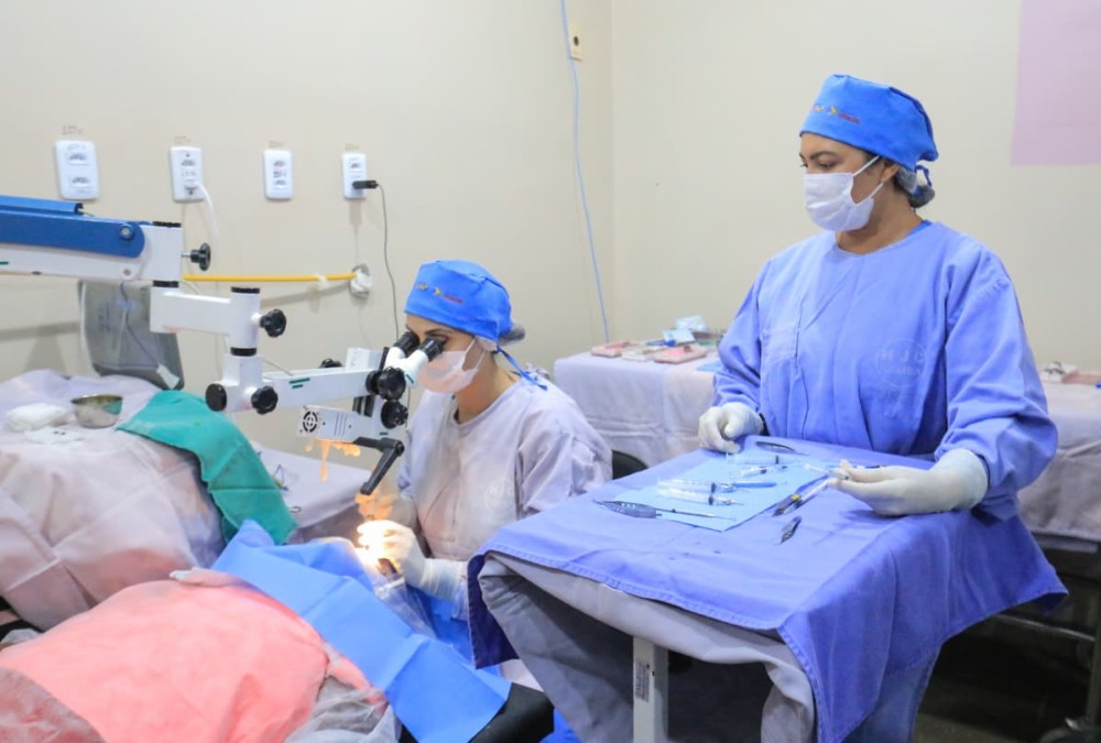 Parceria com o Governo Federal e a Prefeitura de Parintins garante mil cirurgias de catarata para o Baixo Amazonas