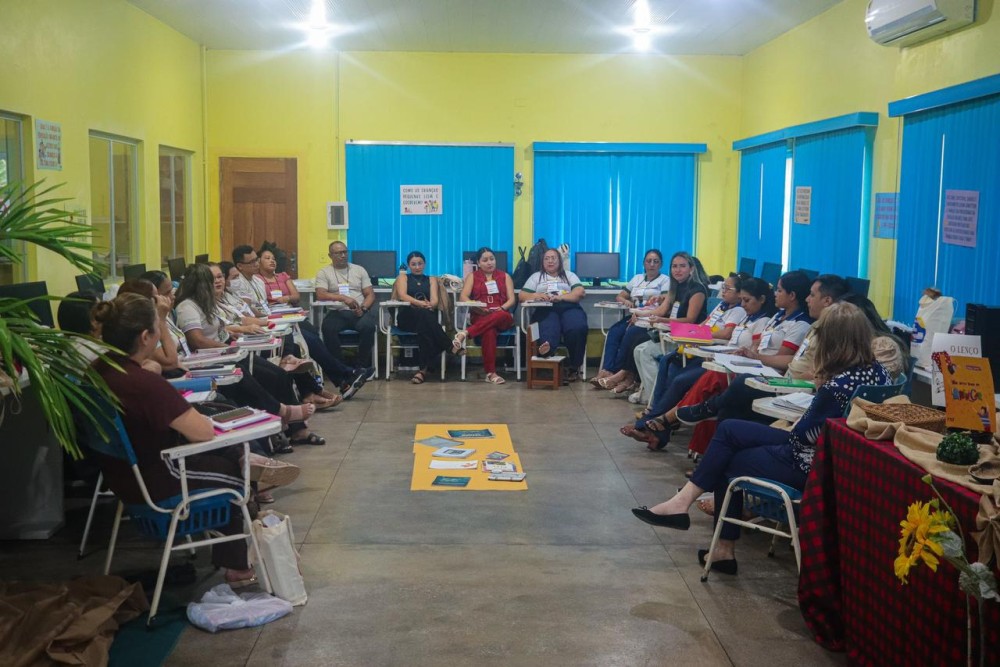 Parintins sedia ciclo formativo do PROLEEI e reúne educadores do Baixo Amazonas