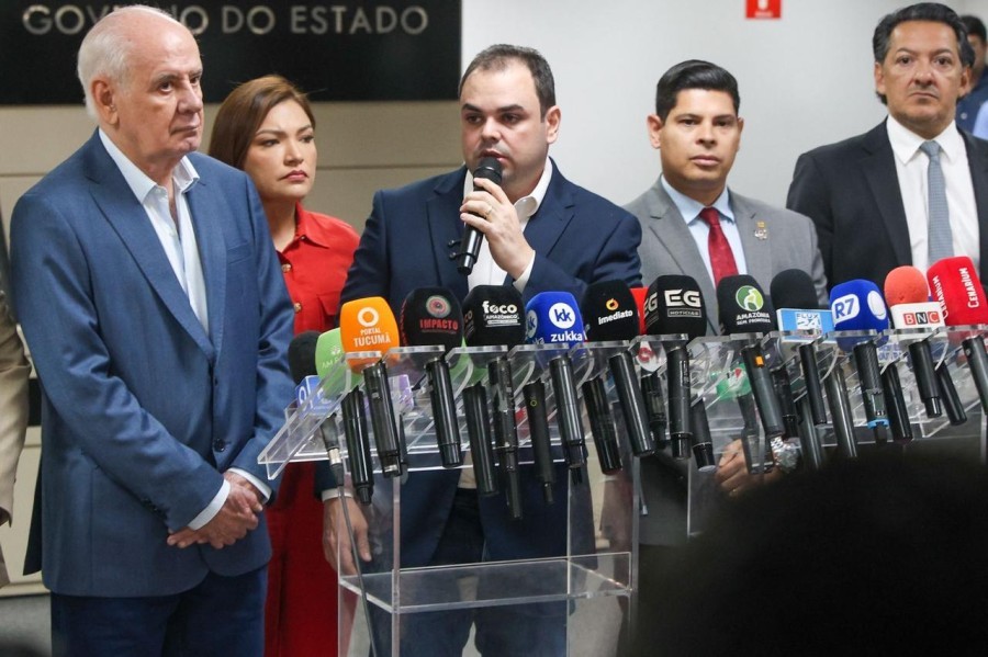 Roberto Cidade coloca sua identidade no Governo do AM e troca 11 secretários