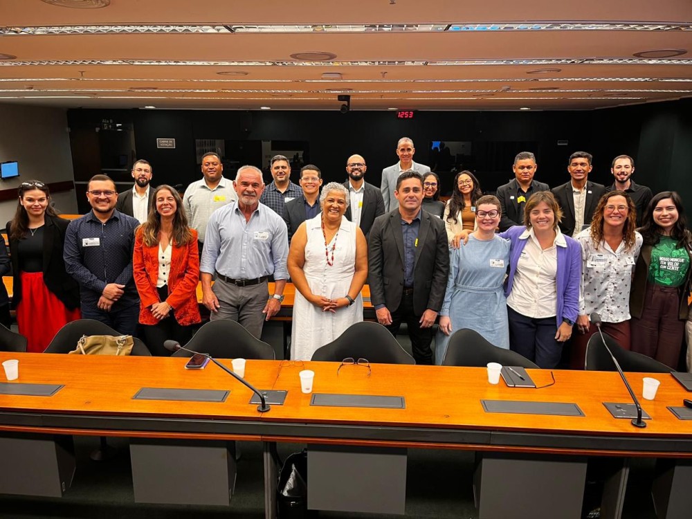 Parintins participa de encontro nacional em Brasília para avançar em soluções climáticas