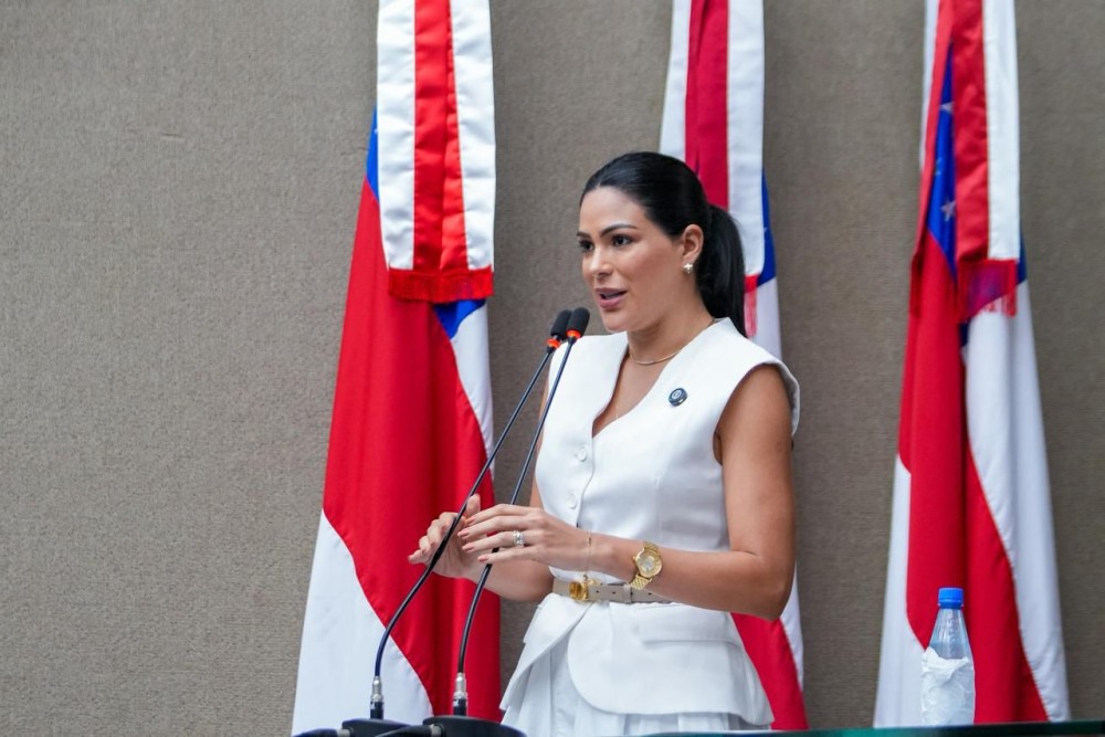 Mayra Dias destaca apoio às mães amazonenses e apresenta projeto para famílias atípicas na Aleam