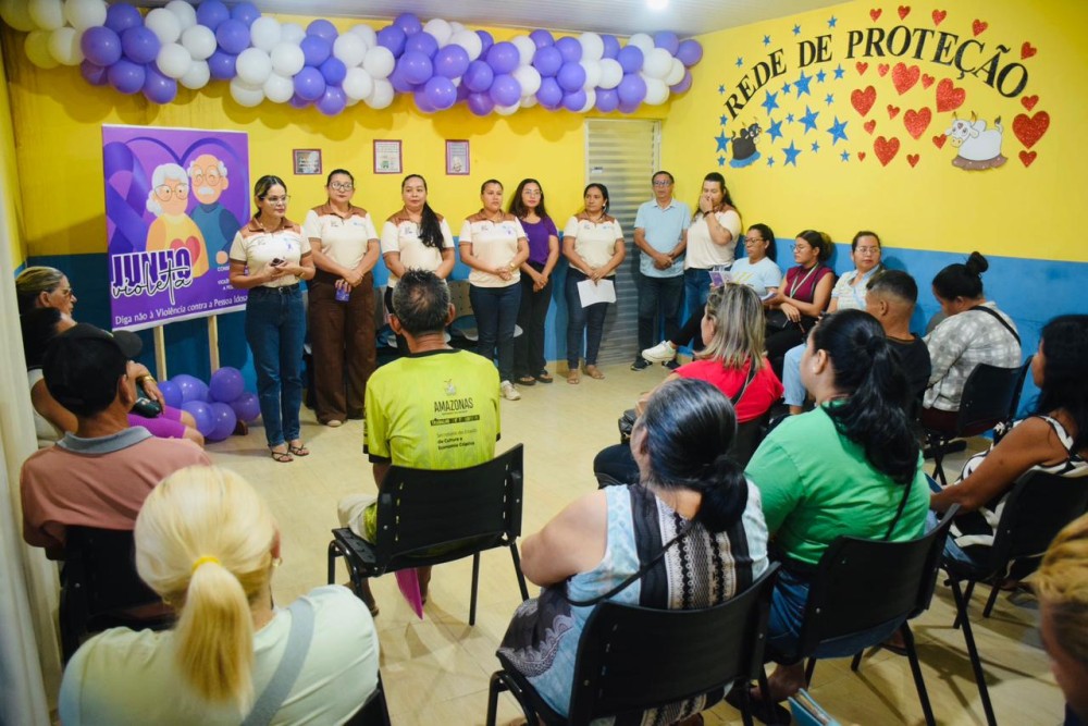 Junho Violeta: CREAS promove ação de conscientização sobre os direitos da pessoa idosa