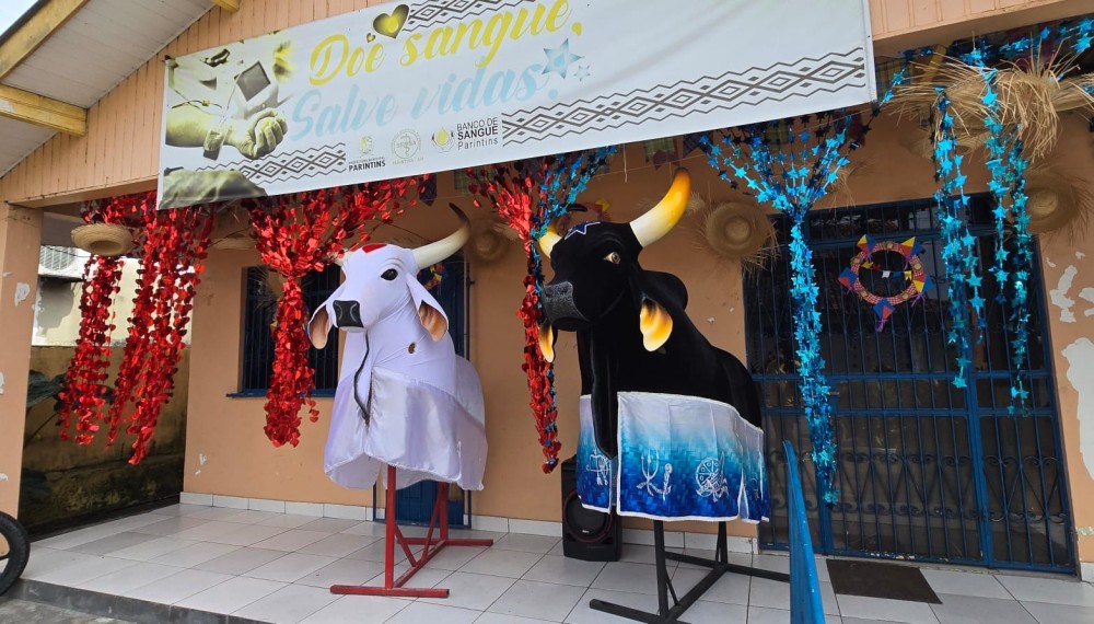 Com tema inspirado no Festival, Hemoterapia de Parintins mobiliza doadores para reforçar banco de sangue