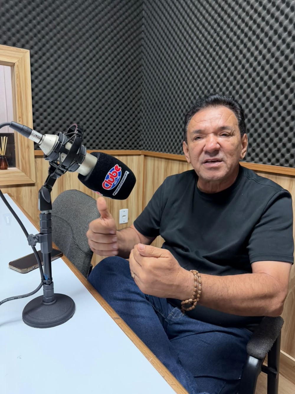 Tony Medeiros defende fortalecimento da saúde, cultura e geração de empregos em Parintins