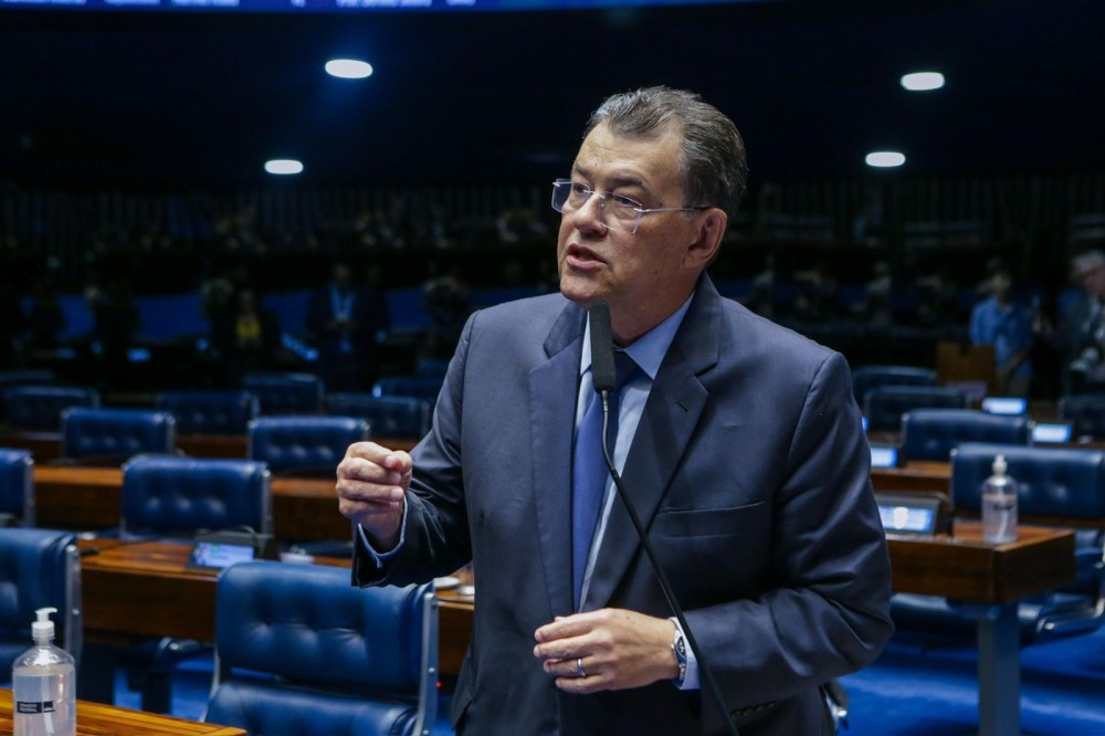 Eduardo Braga aciona o Governo Federal e o Ministério da Fazenda, e prepara reação jurídica em defesa da Zona Franca