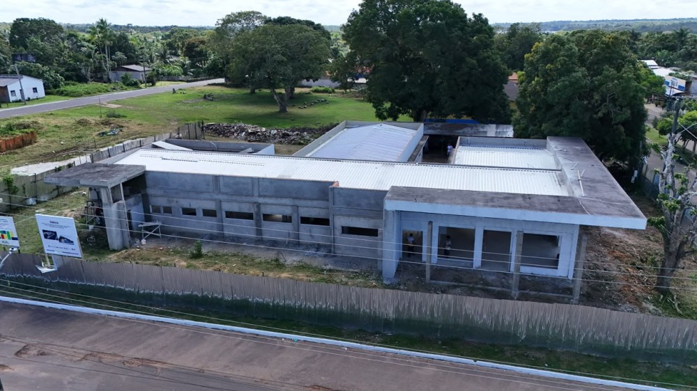 Construção da nova UBS do Caburi chega a 75% de execução