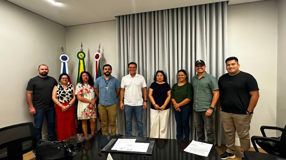 Parintins avança na regularização fundiária com entrega de 57 Termos de Autorização de Uso Sustentável