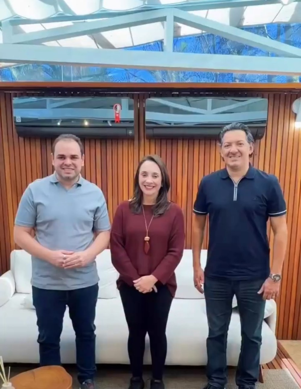 Podemos anuncia apoio a Roberto Cidade