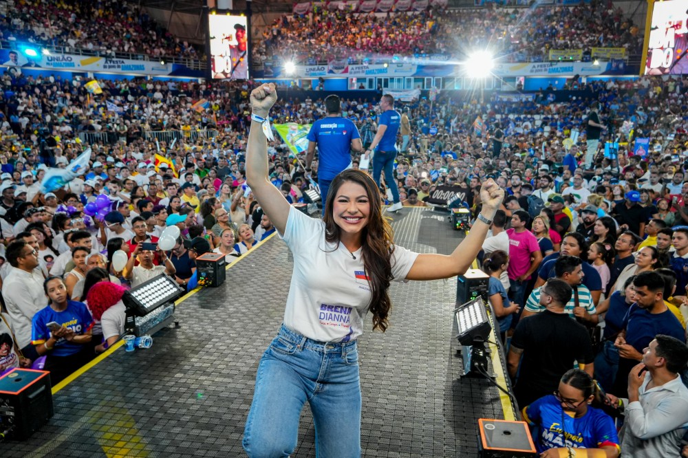 Brena Dianná oficializa candidatura à reeleição como deputada estadual
