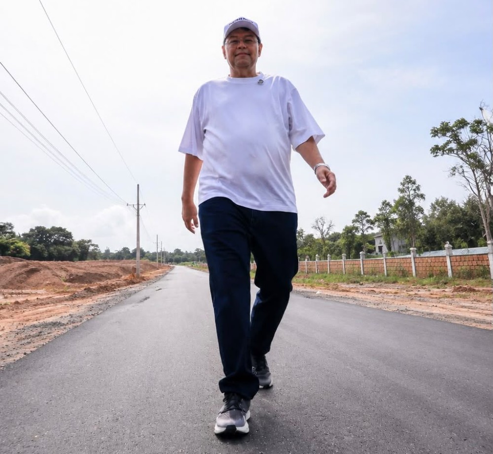 Com emenda de Eduardo Braga, asfalto avança no Ramal da Fazenda da Esperança, em Manaus