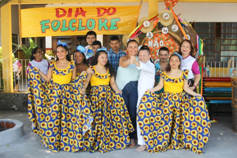 Vanessa Gonçalves participa de programação da Pestalozzi em celebração ao Dia do Folclore