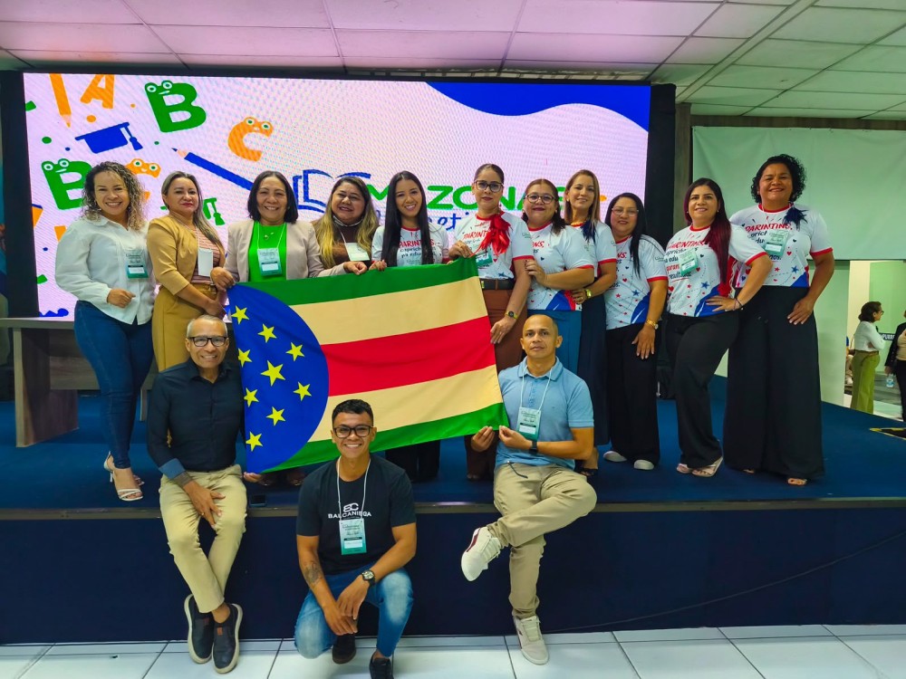 Semed Parintins participa de formação do Programa Amazonas Mais Alfabetizado