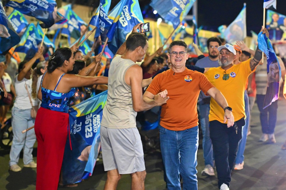 David inicia nova fase da campanha em Parintins, compara gestões e diz que o interior 