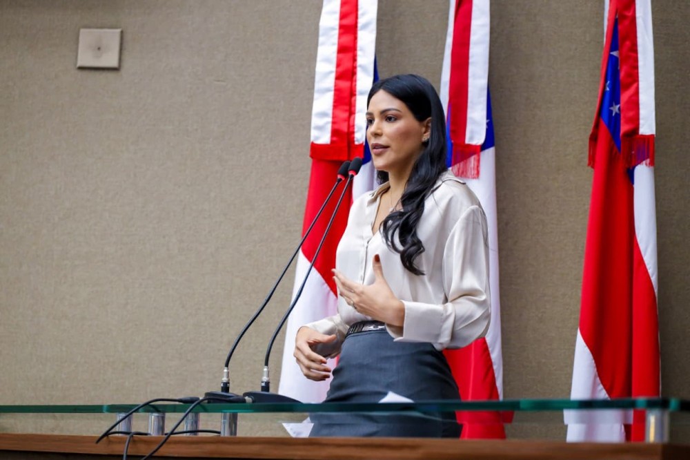 Mayra Dias cobra preparação da saúde do Amazonas para possíveis impactos do El Niño