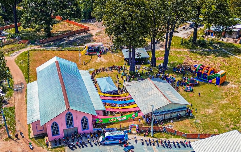 Perebas promove ação social de Dia das Crianças na Vila Amazônia