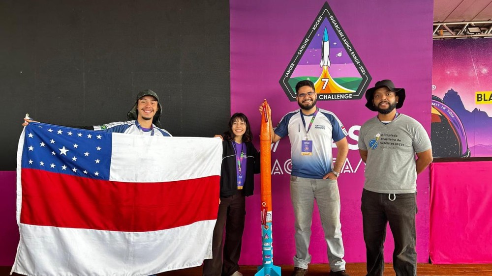 Equipe da UEA é a primeira da Região Norte a lançar foguete em competição internacional
