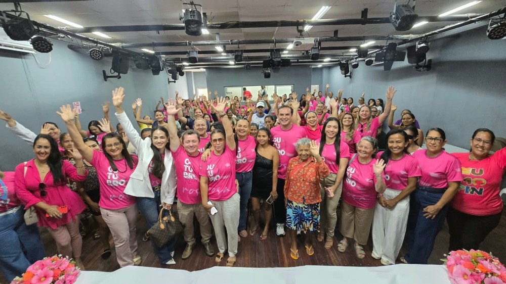 Outubro Rosa amplia ações de prevenção ao câncer de mama e colo do útero em Parintins