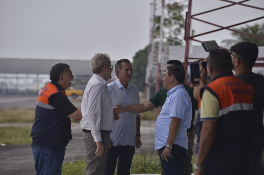 Governo federal poderá repassar recursos ao Amazonas para contratar mais aeronaves contra incêndios