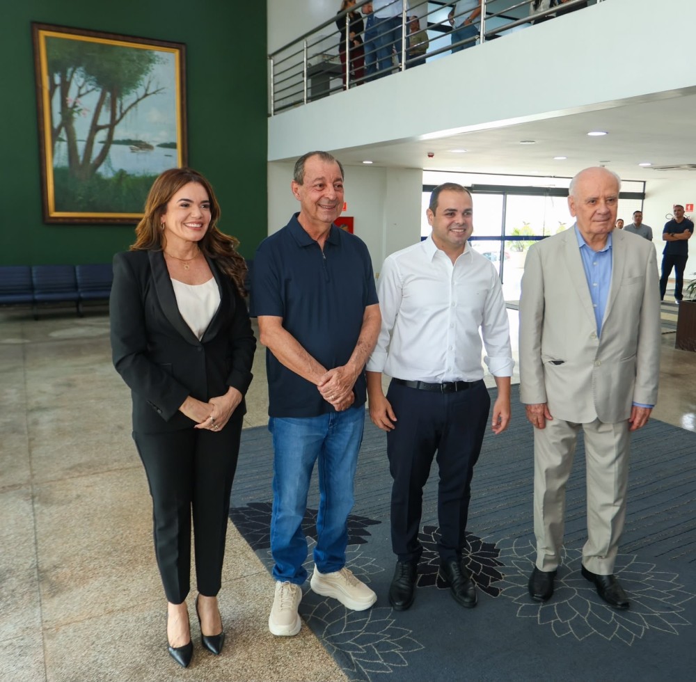 Omar Aziz e Roberto Cidade iniciam diálogo para transição de governo no Amazonas